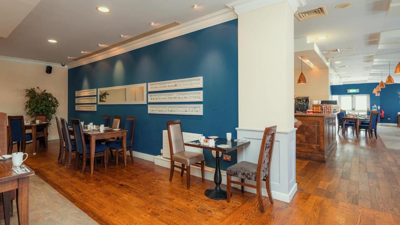 Cavan Crystal Hotel ภายนอก รูปภาพ