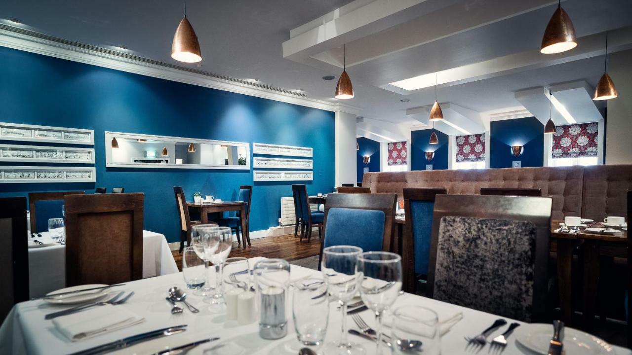 Cavan Crystal Hotel ภายนอก รูปภาพ